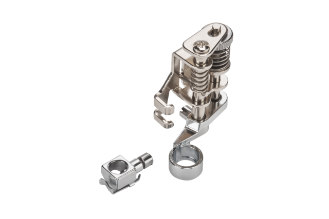 b05 Adjustable Ruler Foot Set