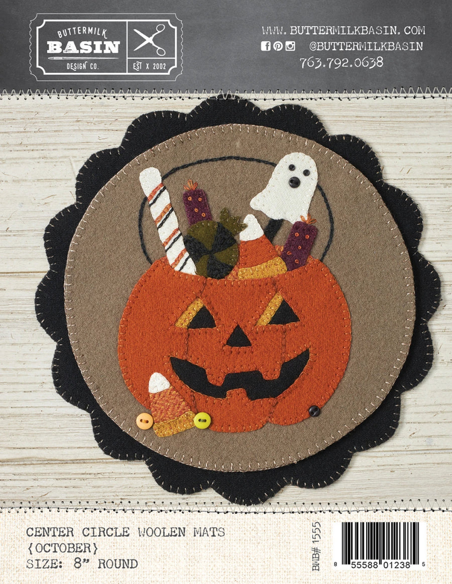 BUTTERMILK BASIN: Center Circle Woolen Mats Pattern-October