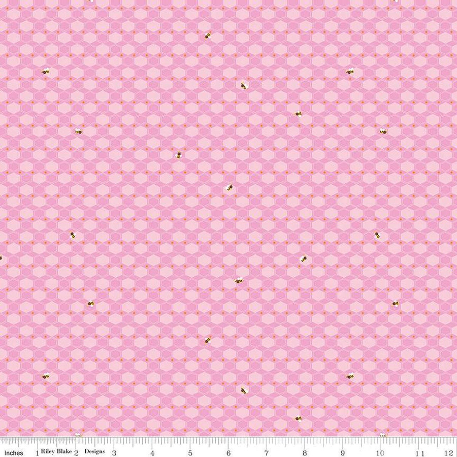 100 AKER WOODS: Honey Hex-Pink (1/4 Yard)