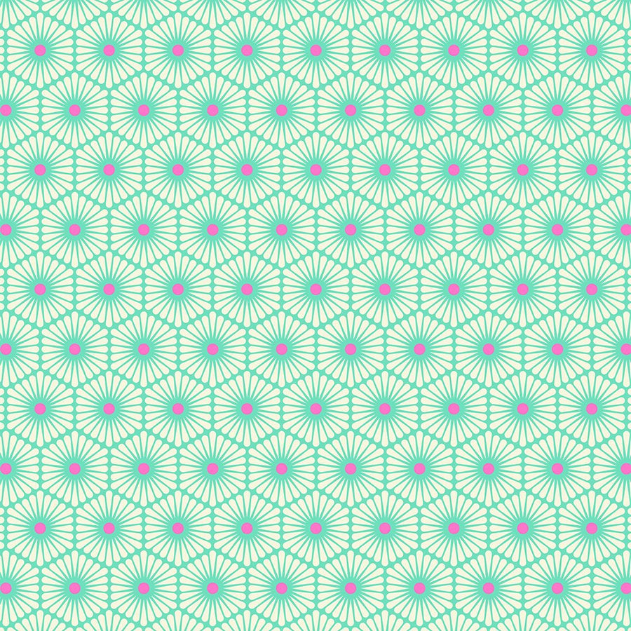Tula Pink BESTIES: Daisy Chain-Meadow (1/4 Yard)