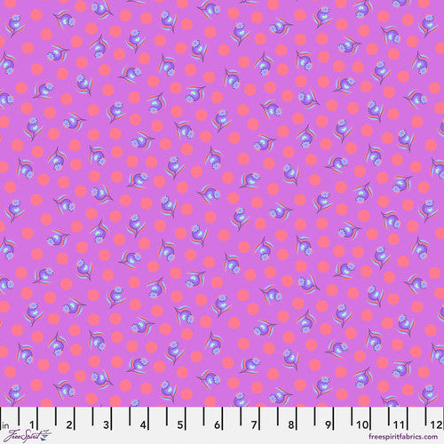 Tula Pink UNTAMED: Impending Bloom-Nova (1/4 Yard)