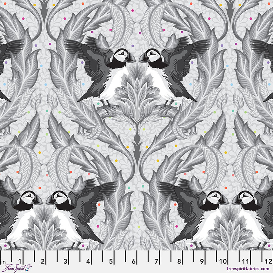 Tula Pink GRAYWORK: Huffin and Puffin-Whisper (1/4 Yard)