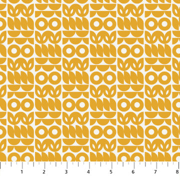 More Pie: Pie Size Gold (1/4 Yard)
