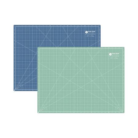 Lori Holt Cutting Mat 18x24 Blue/Green