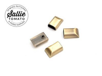 Sallie Tomato: Zipper Cord End-Antique