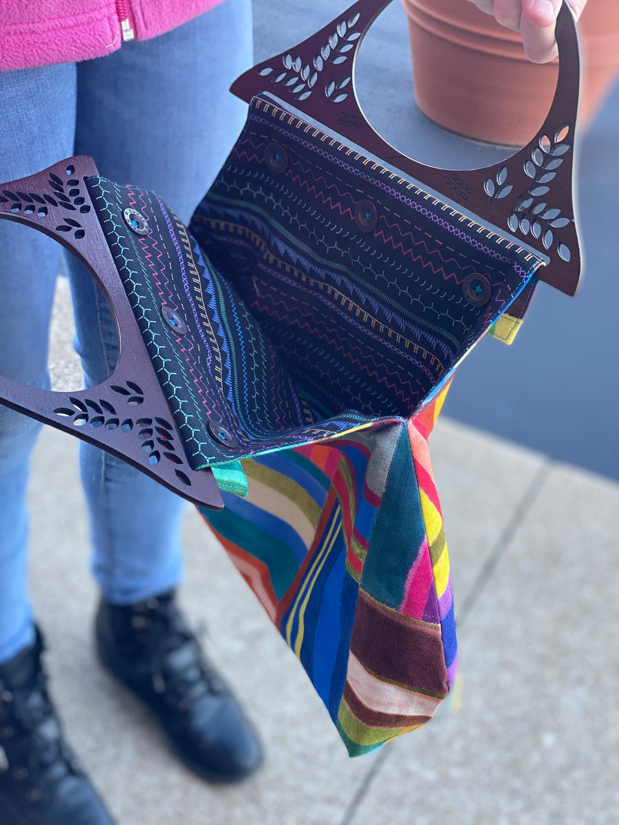 Easy and Reversible Wooden Handle Bag: ONLINE TUTORIAL